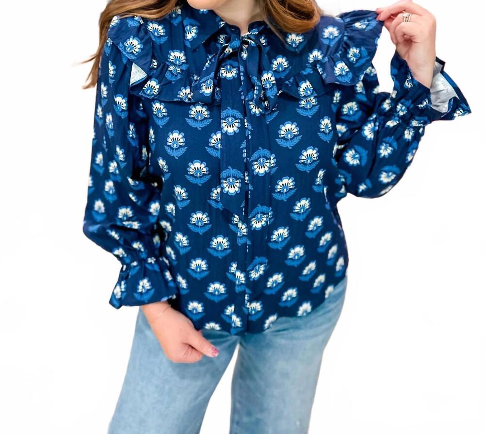 NEW TCEC bouquet of blooms blouse in blue
